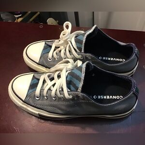 Converse Women’s Chuck Taylor All Star Lift Snake Print Shoes Size 8